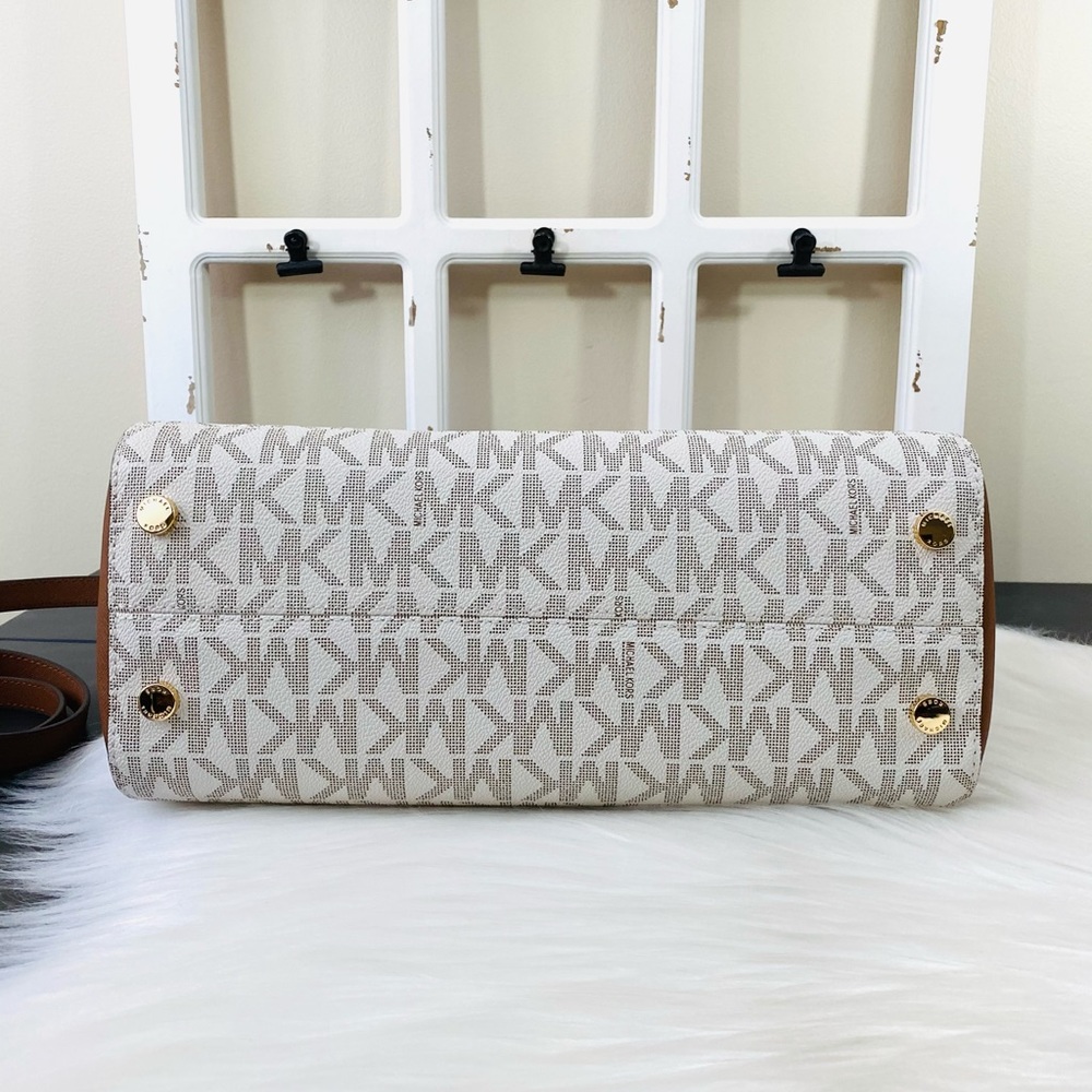 Michael Kors Ciara Large Satchel - Picture 5 of 12